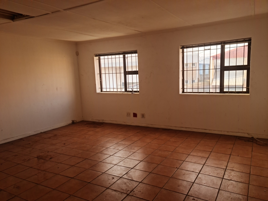 To Let commercial Property for Rent in Gants Plaza Western Cape
